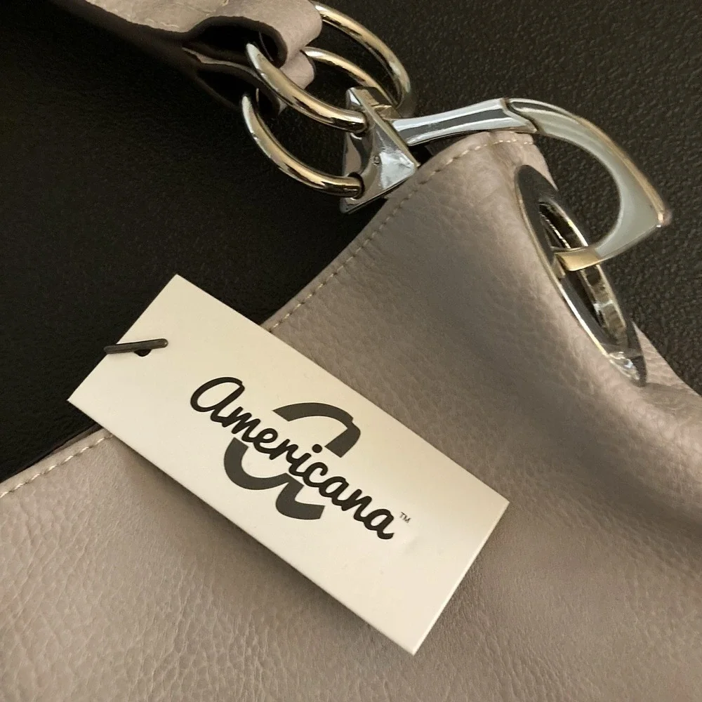 New Americana Purse Beige Pebbled Faux Leather‎ Handbag Pockets Shoulder Strap